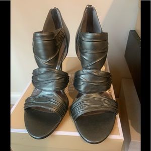 New Guess pewter sandals